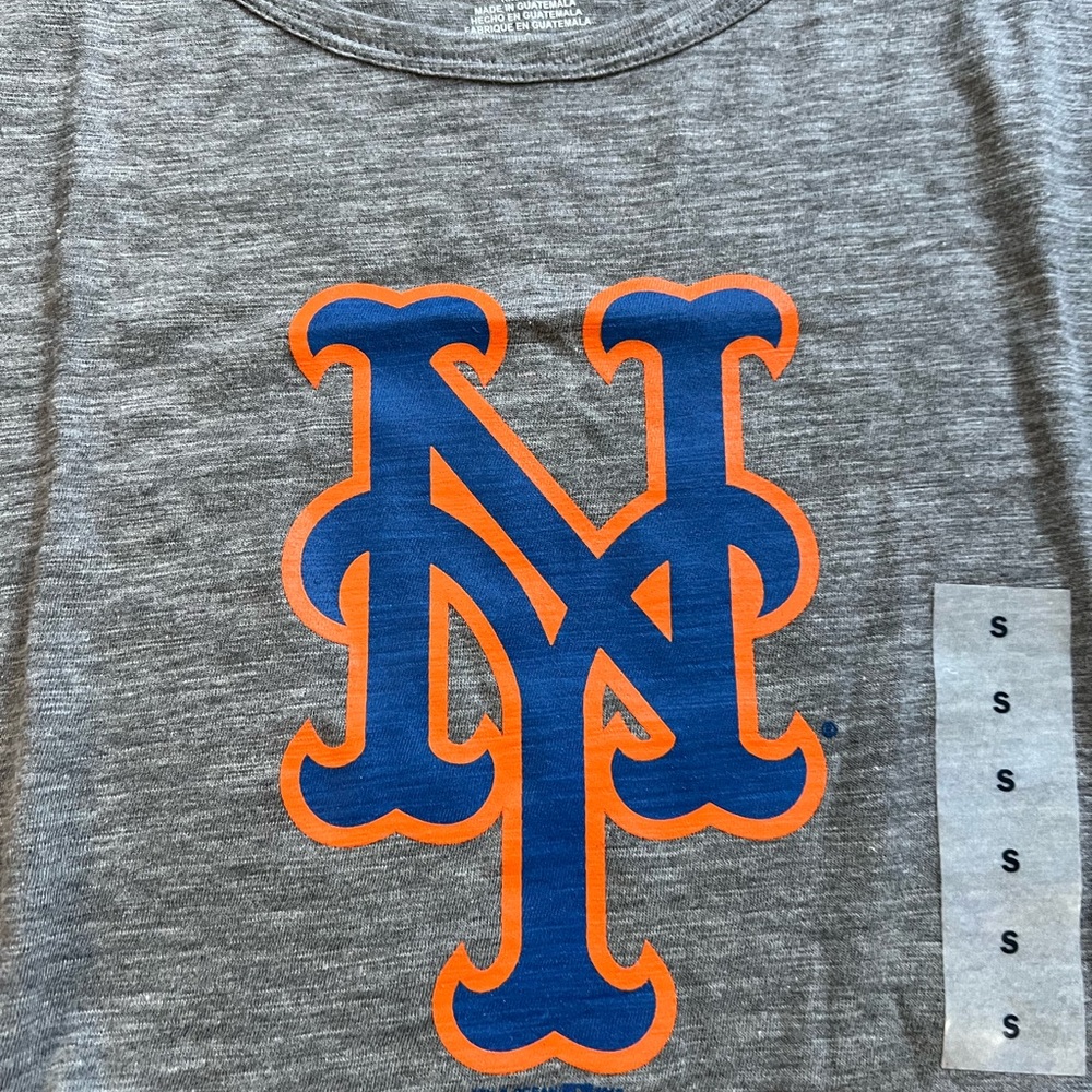 Gray Women’s Shirt with Blue and Orange  New York Mets Logo